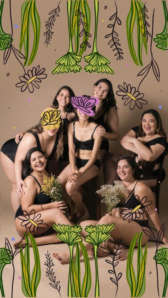 Mujeres en ropa interior negra sonriendo con flores silvestres, enmarcadas por flores dibujadas a mano